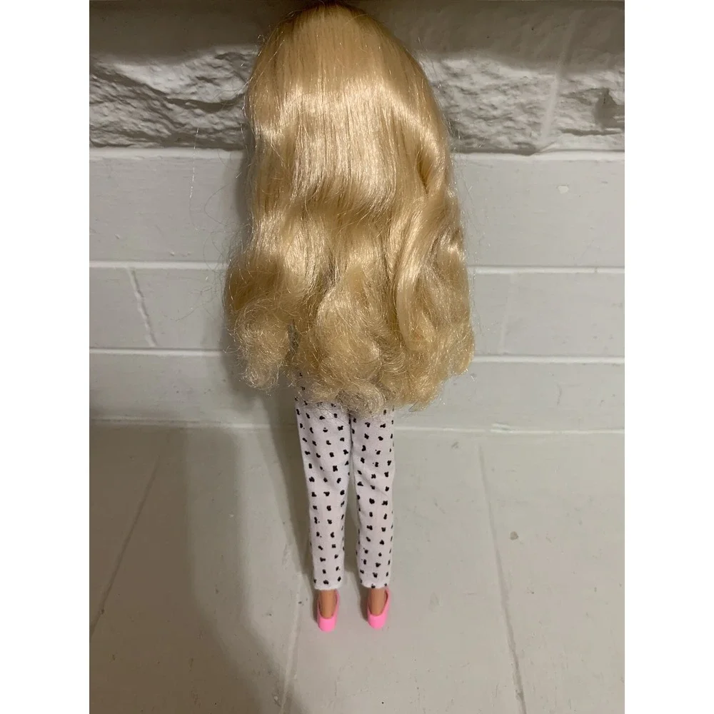 Vintage Barbie SKIPPER Wearing 1988 TEEN TIME FASHIONS Pizza At The Mall‎ Outfit